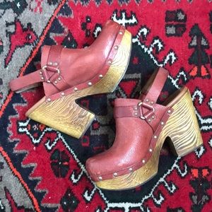 Burgundy Cork-Ease Clogs - Size 8